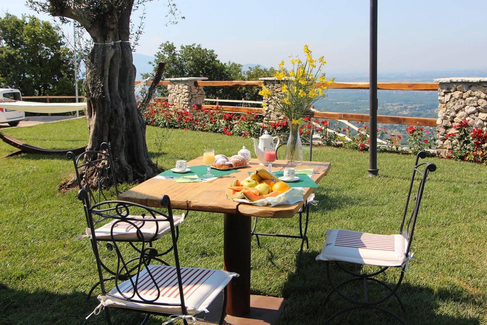 B&B I 4 Sentieri Castel San Pietro Romano Kültér fotó